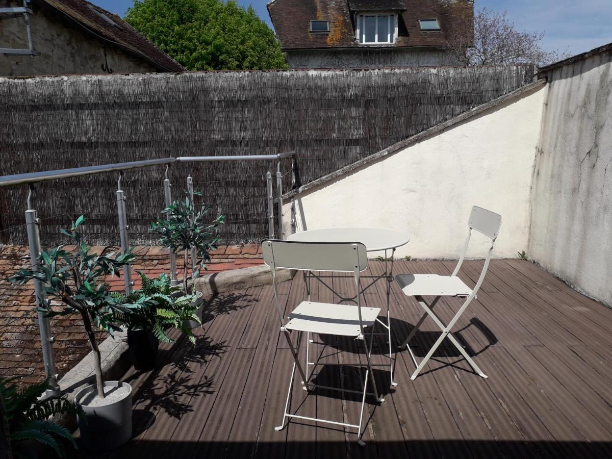 Belle Maison Au Coeur De Recloses Zewnętrze zdjęcie